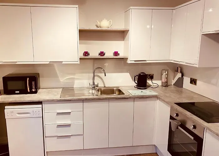 Folly View - * Сеттл